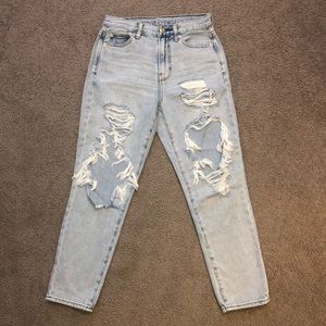 American Eagle Mom Jeans